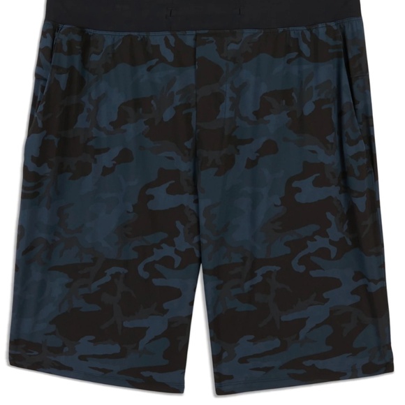 LULULEMON T.H.E. Short 9" linerless blue Camo shorts - Picture 1 of 5